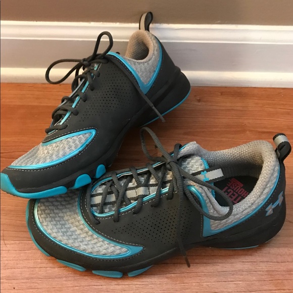 Under Armour Sneakers - Picture 2 of 5